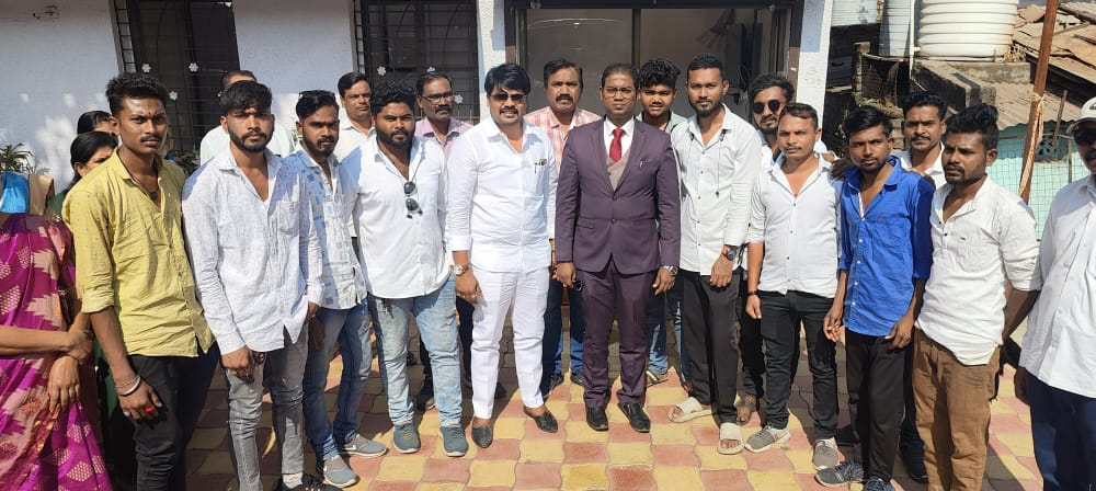 वर्ल्ड फेलोशिप ऑफ बुद्धिस्टचे राष्ट्रीय सचिव आद. राजरत्नजी आंबेडकर यांनी आज डॉ. निरजभाऊ वाघमारे यांच्या जनसंपर्क कार्यालयास सदिच्छा भेट दिली.